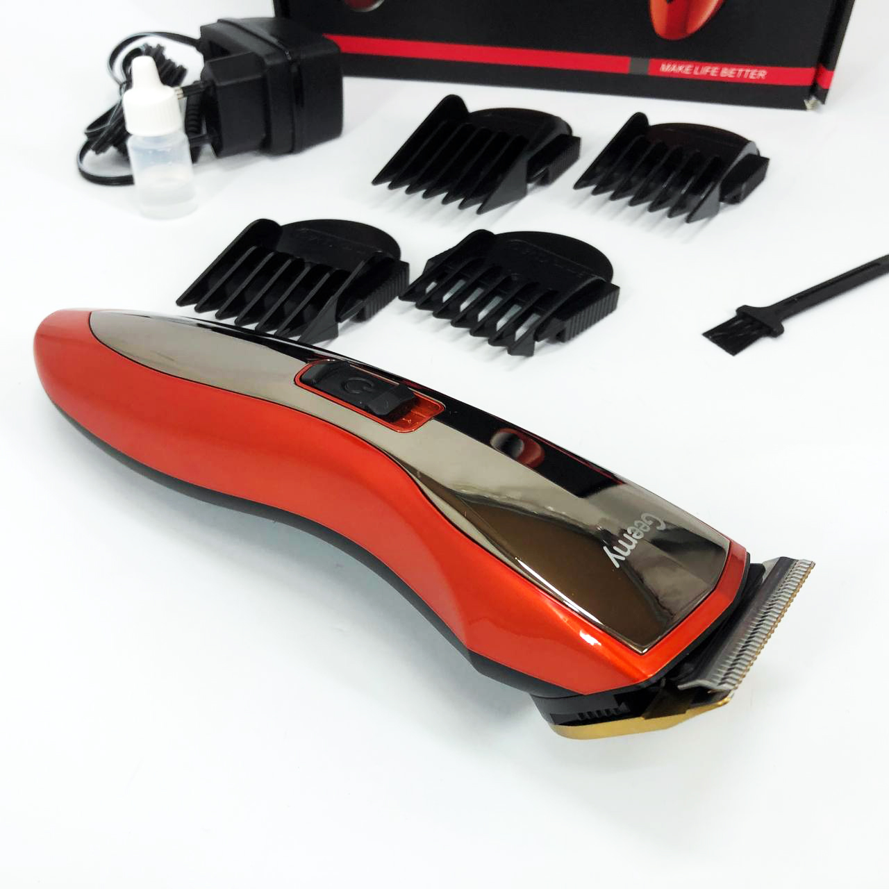 Машинка для стрижки Gemei GM-6027 — бездротова 60 хв, 4 насадки — изображение 16