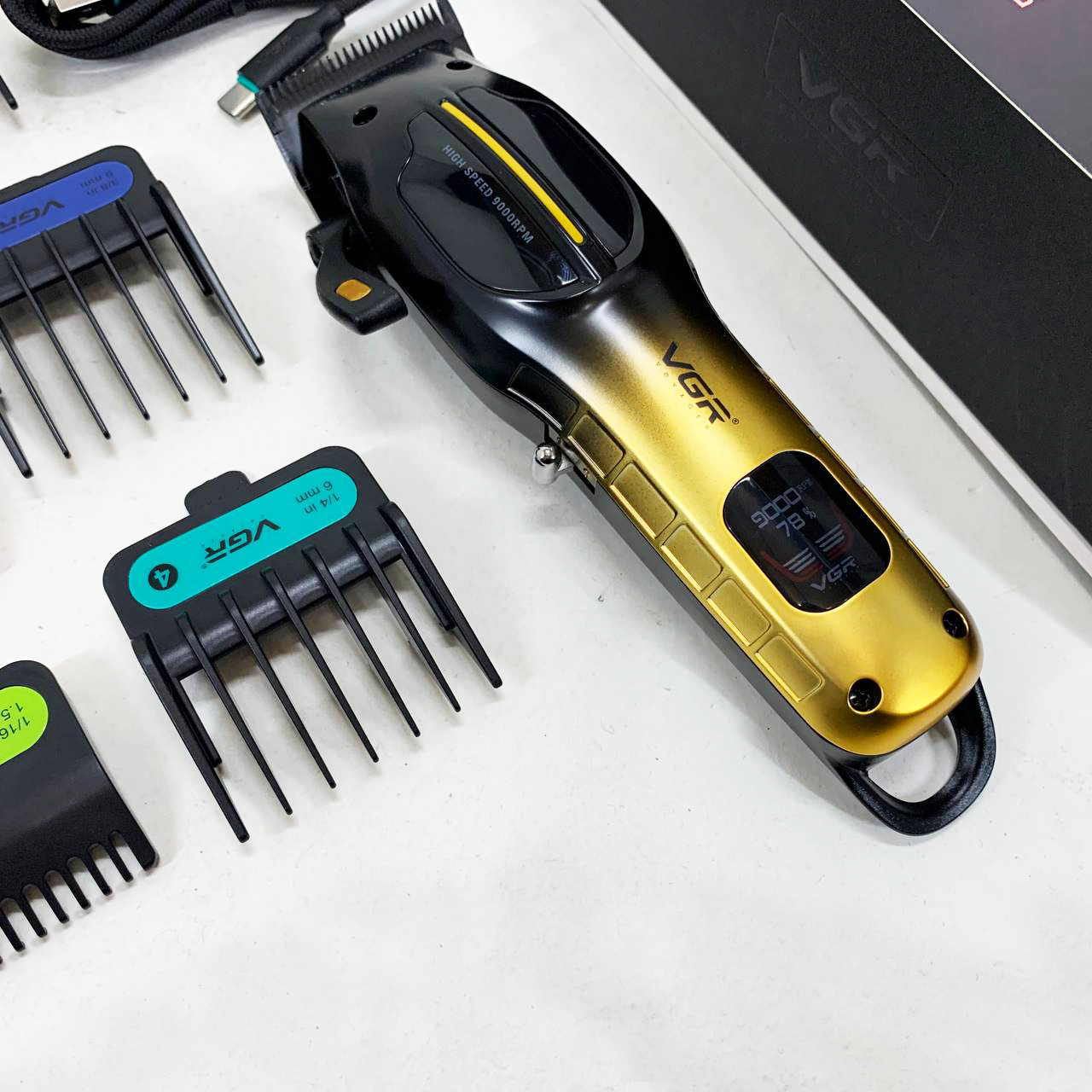 Машинка для стрижки VGR V-026 GOLD — 150 хв автономної роботи, металевий корпус — изображение 9