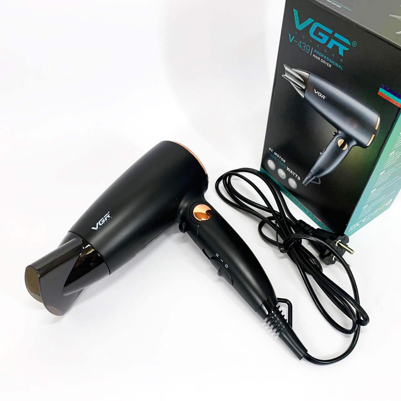 Професійний фен VGR V-439 — компактний, іонізація, 1200–1600 Вт — изображение 15