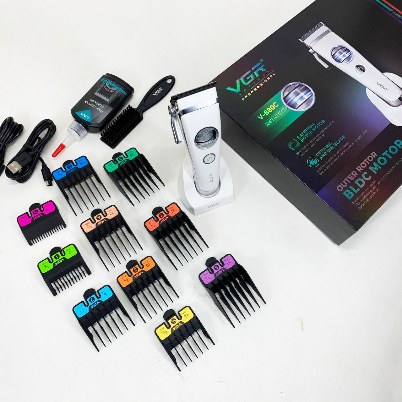 Машинка для стрижки VGR V-880C — акумуляторна, до 150 хв автономії — изображение 3