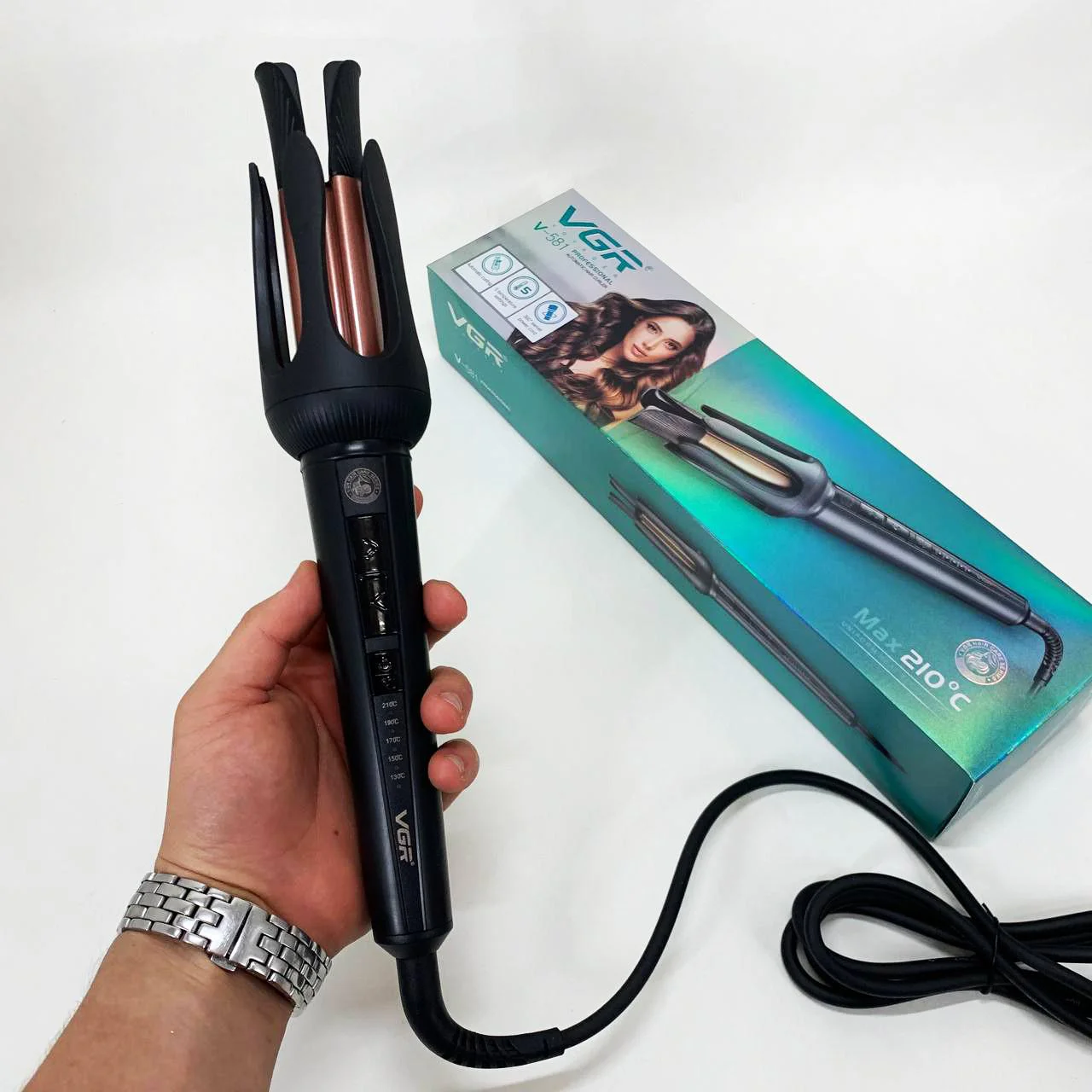Плойка VGR V-581 — керамічне покриття і LED дисплей для комфортної укладки. - Зображення 3