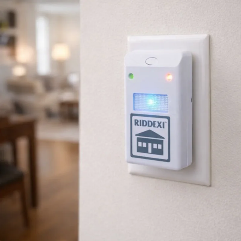 Електромагнітний відлякувач RIDDEX PLUS тарганів, гризунів, комах Pest Repelling Aid ультразвуковий 200 кв. м 4 Вт