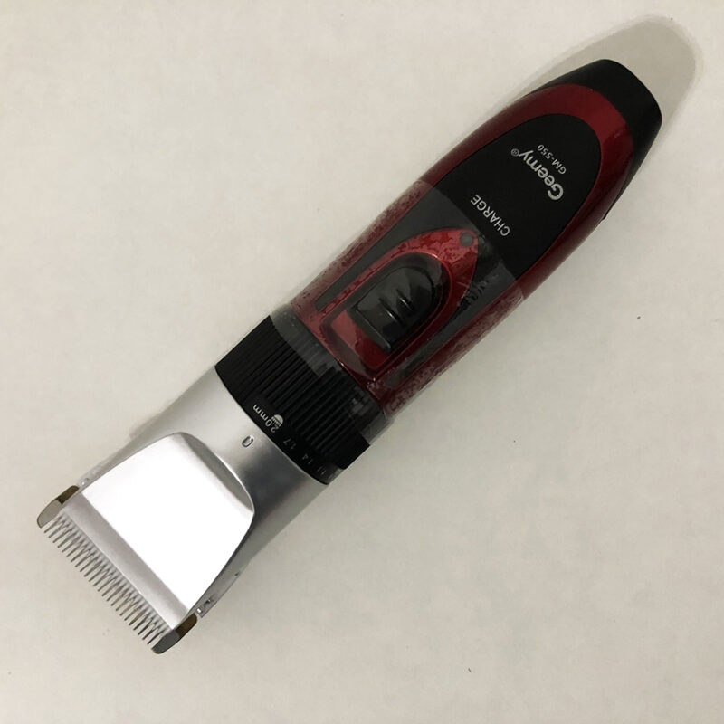 Професійна машинка для стрижки волосся GEMEI GM-550 з двома акумуляторами для ідеальної стрижки