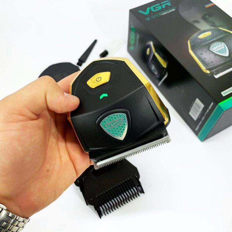 Акумуляторна машинка для стрижки VGR V-910 з потужним двигуном та 9 насадками для ідеальної стрижки