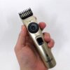 Машинка для стрижки волосся VGR V-031 — бездротовий тример для бороди та вусів.