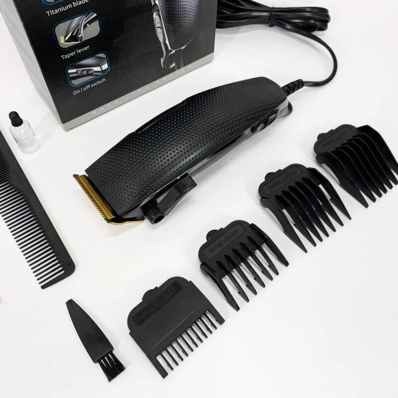 Gemei GM-806 Машинка для стрижки волосся з 4 насадками та титановим лезом для ідеальної стрижки вдома