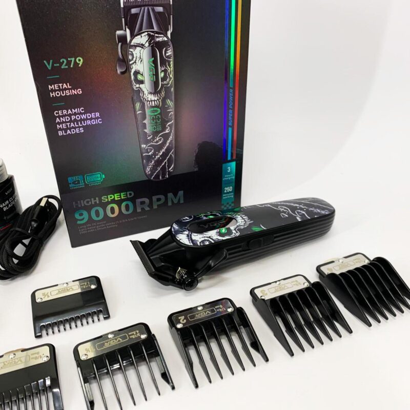 Акумуляторна машинка для стрижки VGR V-279 GREEN — потужність і точність для ідеальної стрижки.