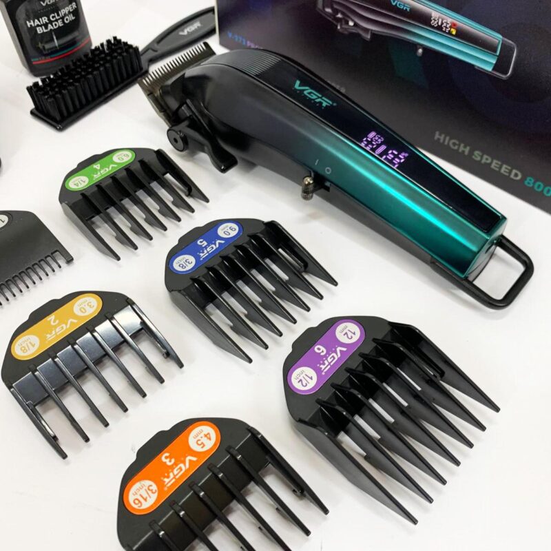Акумуляторна машинка для стрижки VGR V-273 GREEN з високою потужністю для професійного використання