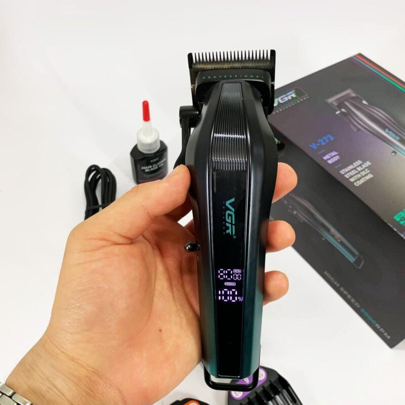Акумуляторна машинка для стрижки VGR V-273 GREEN з високою потужністю для професійного використання
