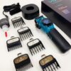 Машинка для стрижки акумуляторна VGR V-886C BLUE — досягайте ідеальних результатів легко.
