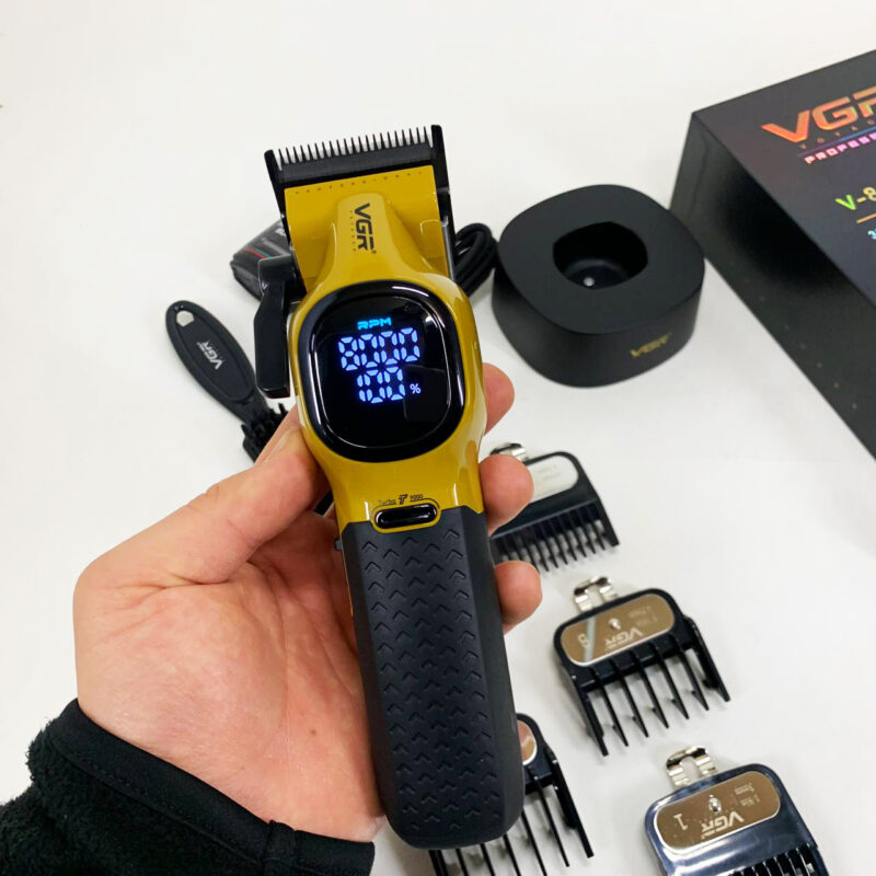 Машинка для стрижки VGR V-886C GOLD — потужний інструмент для професіоналів.