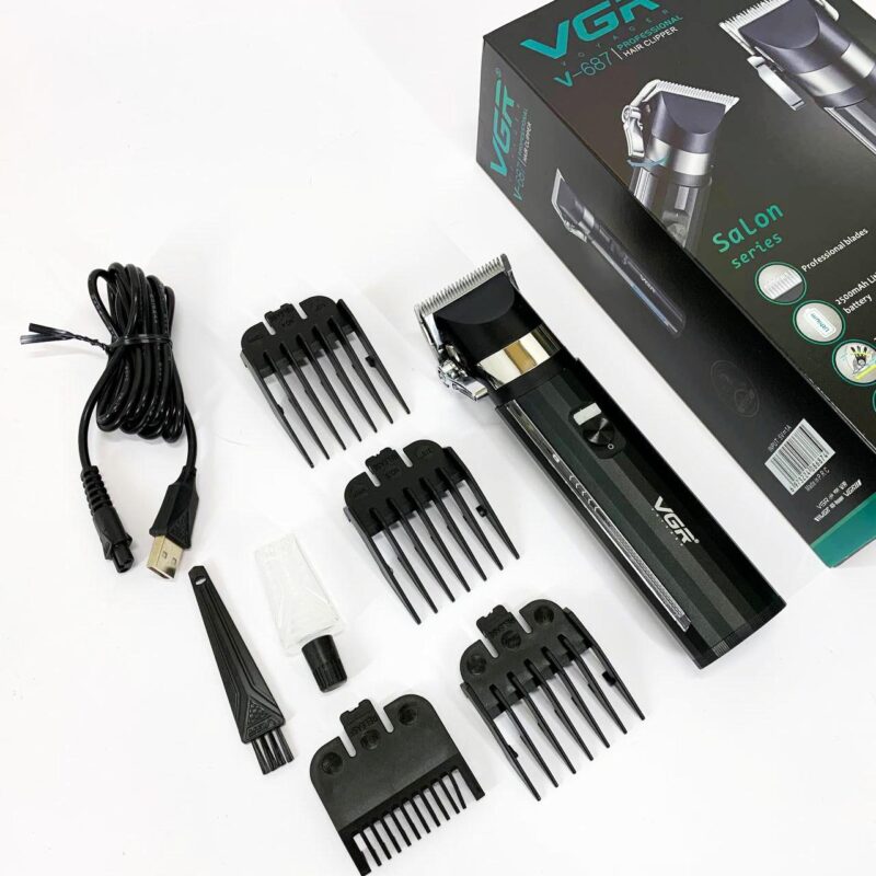Акумуляторна машинка для стрижки VGR V-687 з автономністю до 300 хвилин