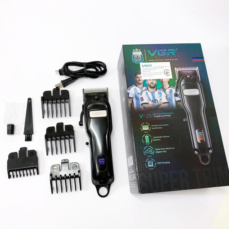 Акумуляторна машинка для стрижки VGR V-251 — потужний інструмент для професійного догляду.