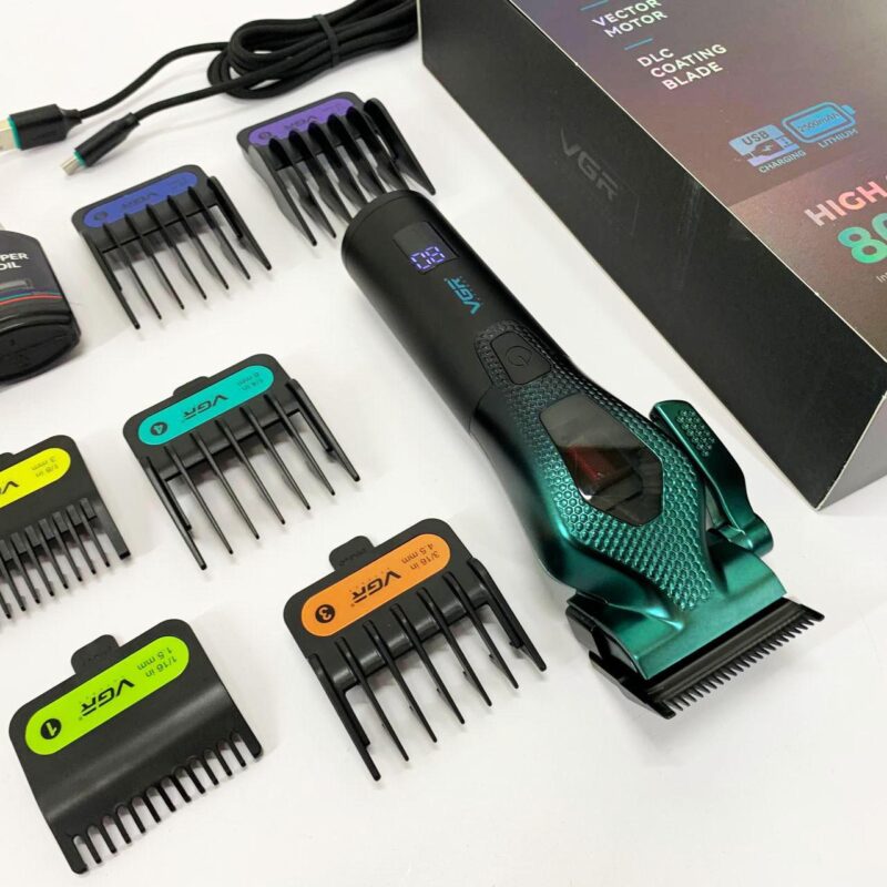 Акумуляторна машинка для стрижки VGR V-271 — потужний інструмент для професіоналів та домашнього використання.