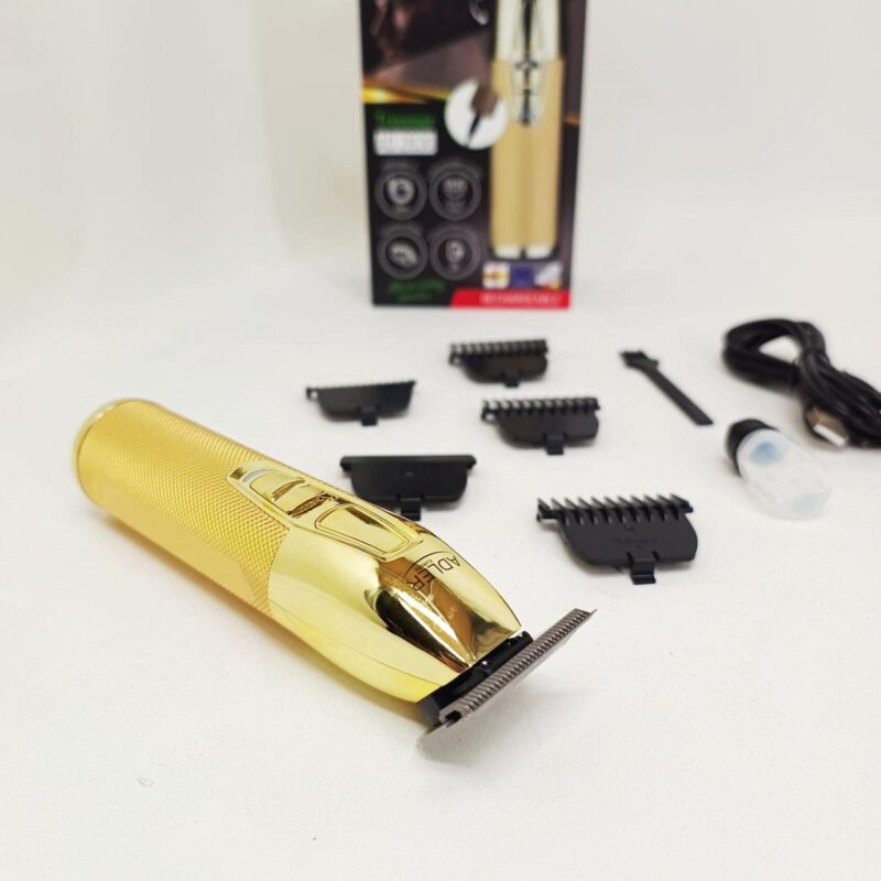 Машинка для стрижки волосся Adler AD-2836G з тривалою автономністю.