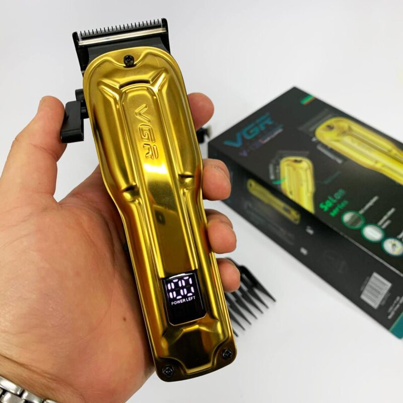 Акумуляторна машинка для стриження VGR V-138 GOLD з LED-дисплеєм та безщітковим мотором для професіоналів