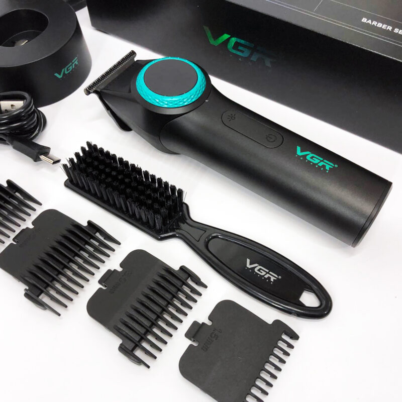 Тример VGR V-977 BLACK — потужний інструмент для професійного стайлінгу волосся.