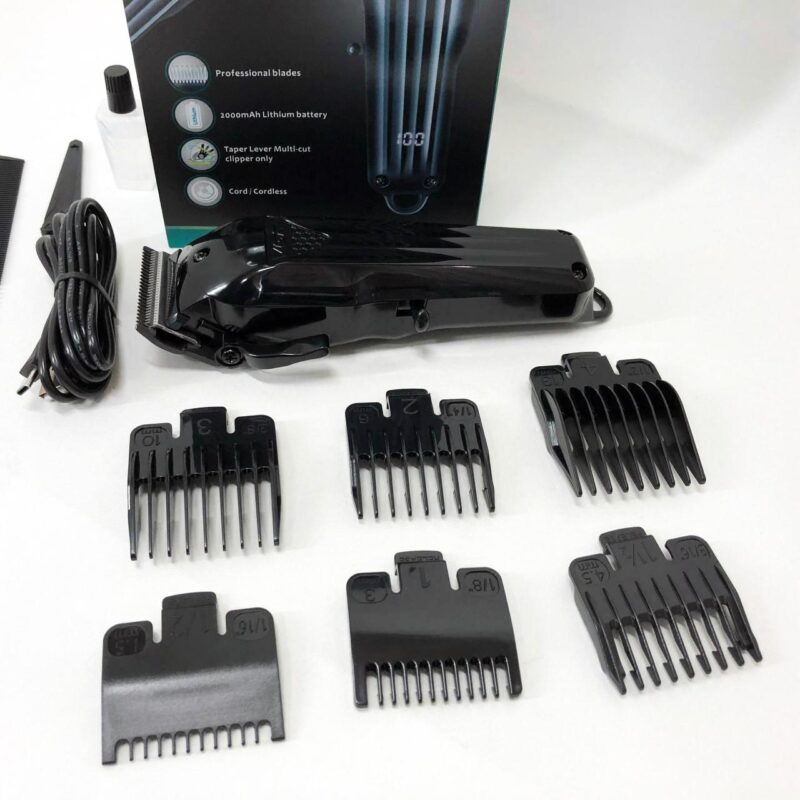 Машинка для стрижки волосся VGR V-282 акумуляторна з професійними ножами та LED-дисплеєм