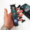 Акумуляторна машинка для стрижки волосся VGR V-949 — професійний догляд за волоссям вдома.