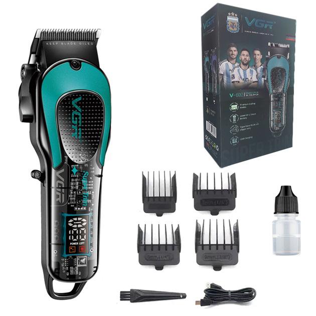 Акумуляторна машинка для стрижки VGR V-692 GREEN — бездоганність стрижки для дому та професіоналів.
