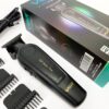 Акумуляторна машинка для стрижки VGR V-995 — ідеальна стрижка без зусиль у домашніх умовах.