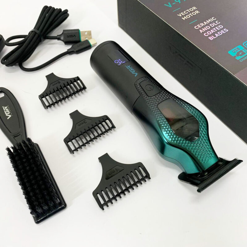 Тример VGR V-997 — потужний інструмент для стрижки волосся з автономністю до 120 хвилин.