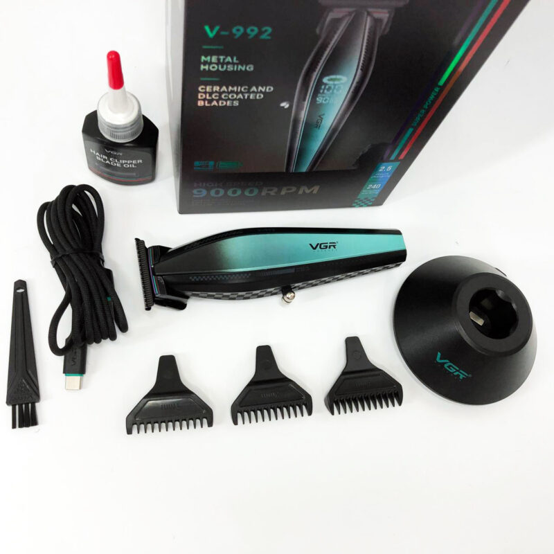 Машинка для стрижки волосся VGR V-992 GREEN з потужним мотором для професійних результатів.