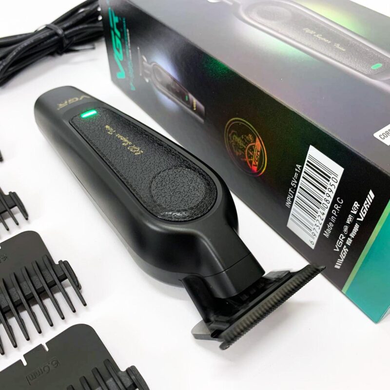 Акумуляторна машинка для стрижки VGR V-995 — ідеальна стрижка без зусиль у домашніх умовах.