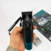 Акумуляторна машинка для стрижки VGR V-196 GREEN — до 200 хвилин безперервної роботи