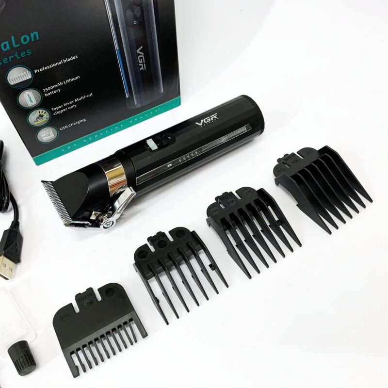 Акумуляторна машинка для стрижки VGR V-687 з автономністю до 300 хвилин