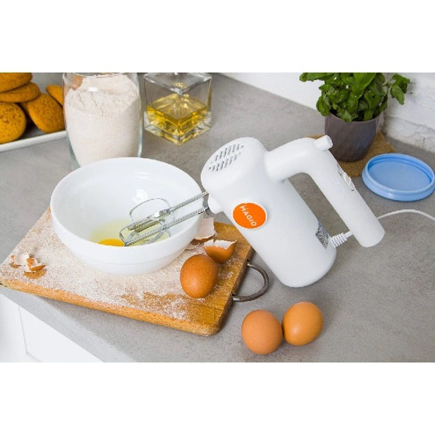 Миксер MAGIO MG-232 – потужний ручний прилад для комфортного використання на кухні.