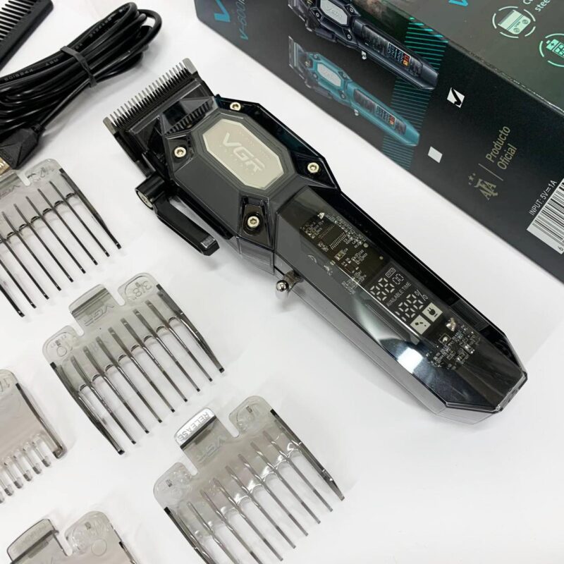 Акумуляторна машинка для стрижки VGR V-600. Потужність і точність для ідеальних зачісок.