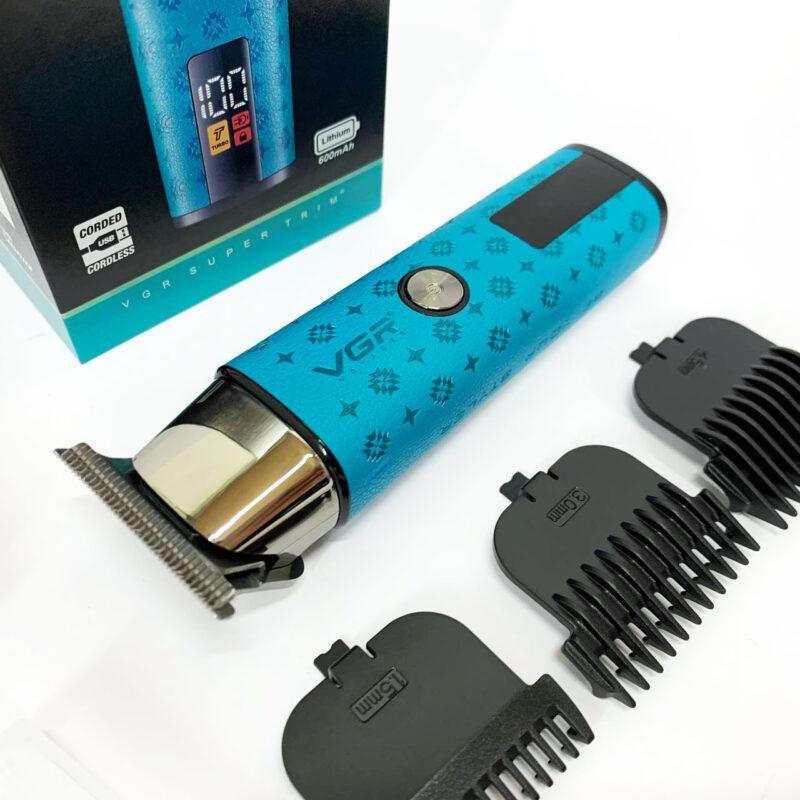 Тример VGR V-943 BLUE — зручний та ефективний догляд за бородою та вусами.